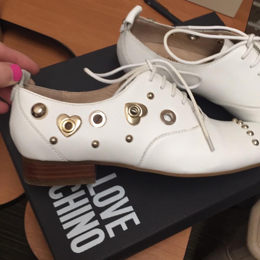 Love Moschino white leather Oxford style lace up